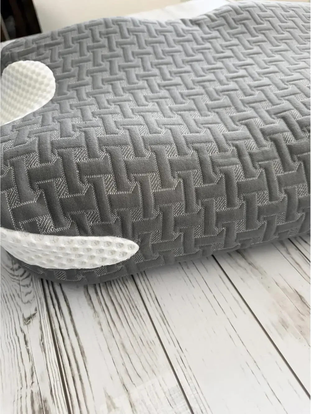 Elviros Memory Foam Cervical Pillow Ergonomic Neck Support Side Back